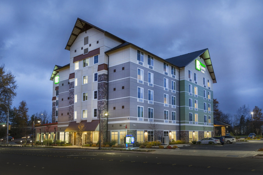 Holiday Inn Express & Suites - Seattle South - Tukwila by IHG