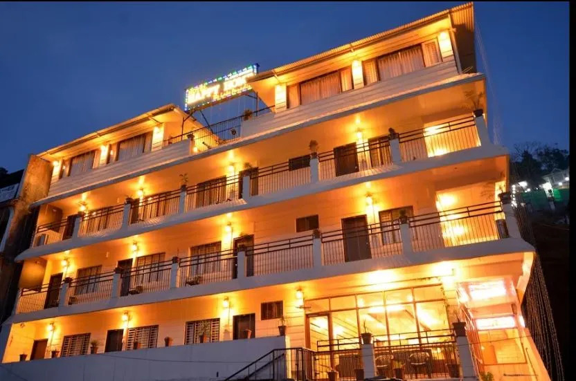 Hotel Happy Home The Lake Paradise