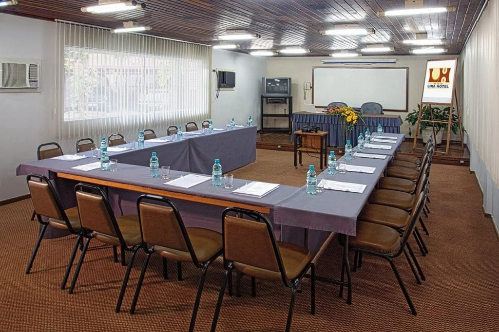 Lira Hotel