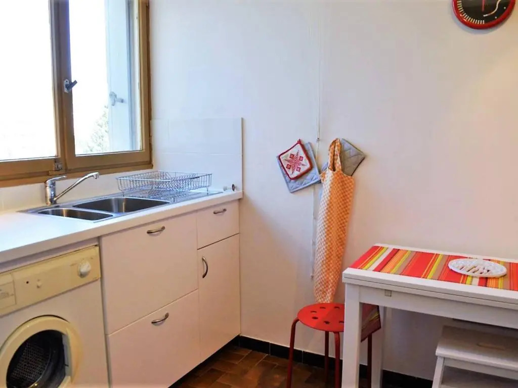 Appartement Le Lavandou, 2 pièces, 4 personnes - FR-1-251-384