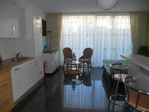 Sewdien’s Apartment Maashaven