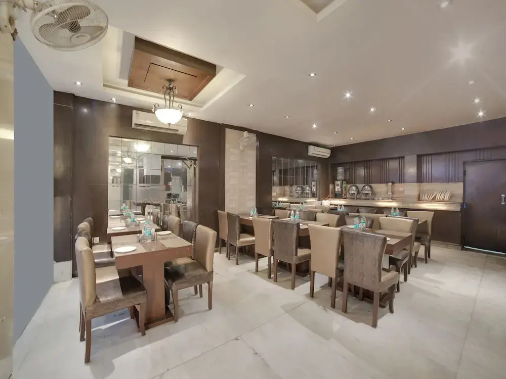 OYO 29752 Hotel Copper