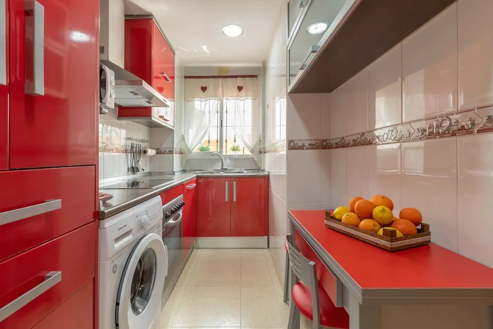 De Ronda in Co n With 1 Bedrooms and 1 Bathrooms