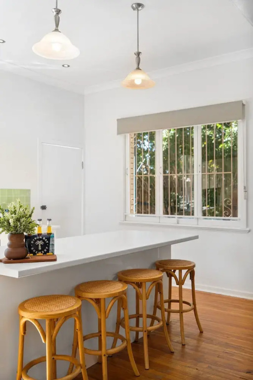 Bright 3-bed With Garden by Banks Street Reserve