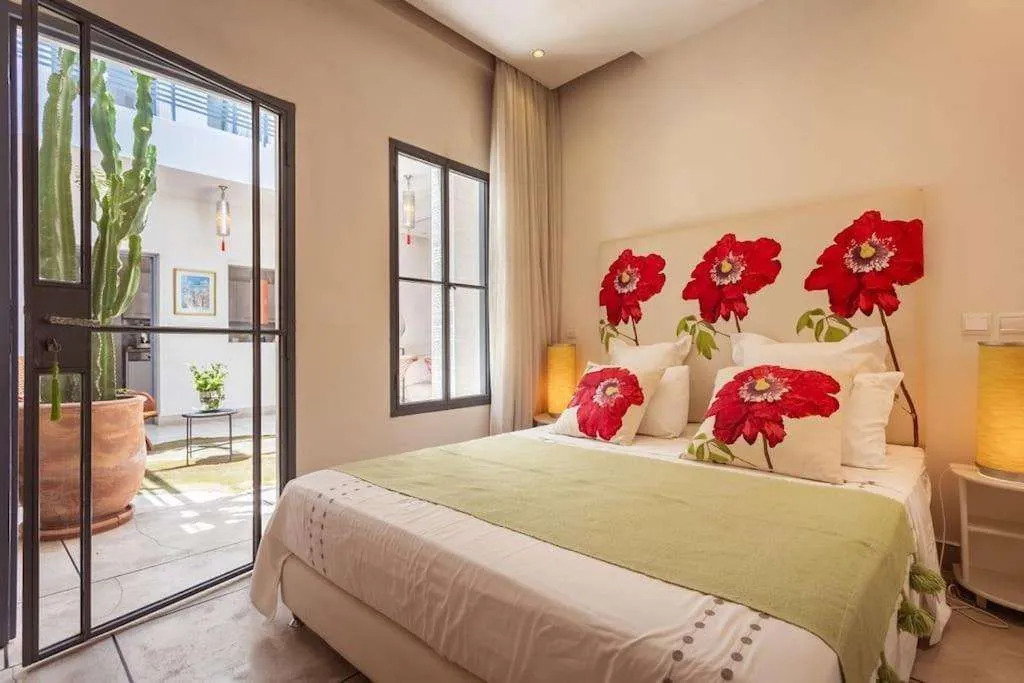 Riad La Sarrazine