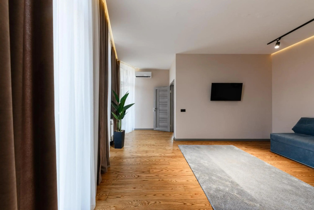 EVURI Apartments Smart House