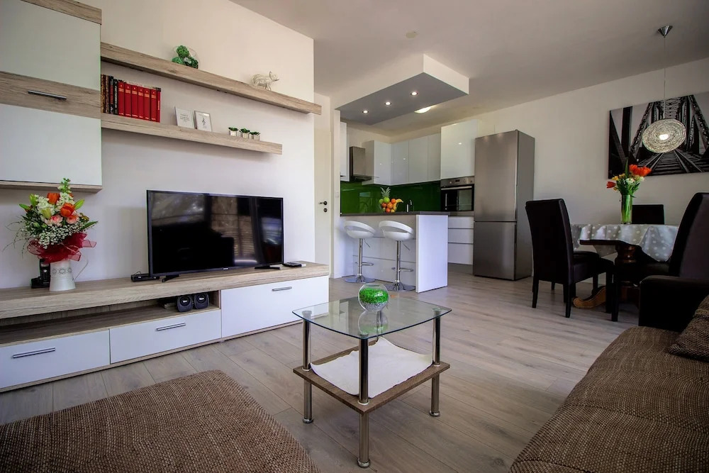 Villa Omis