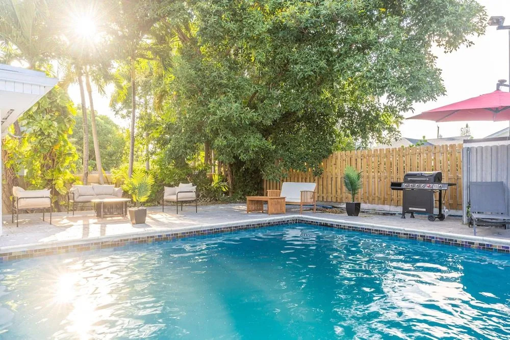 Deluxe Coral Park 5BD Brand New Villa