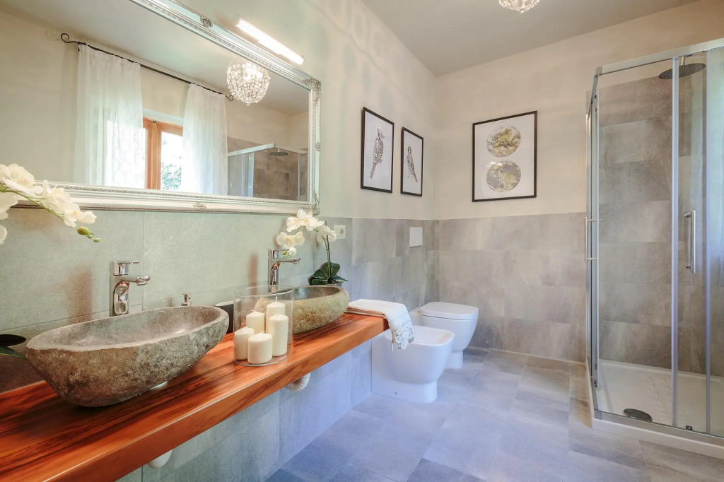 Bocciolo Stone Farmhouse