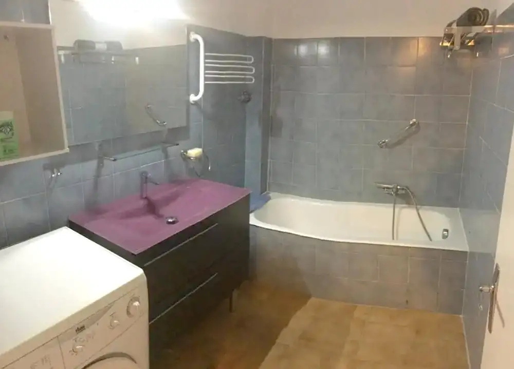Apartment With one Bedroom in Sari-solenzara, With Wonderful sea View, Furnished Balcony and Wifi - 200 m From the Beach
