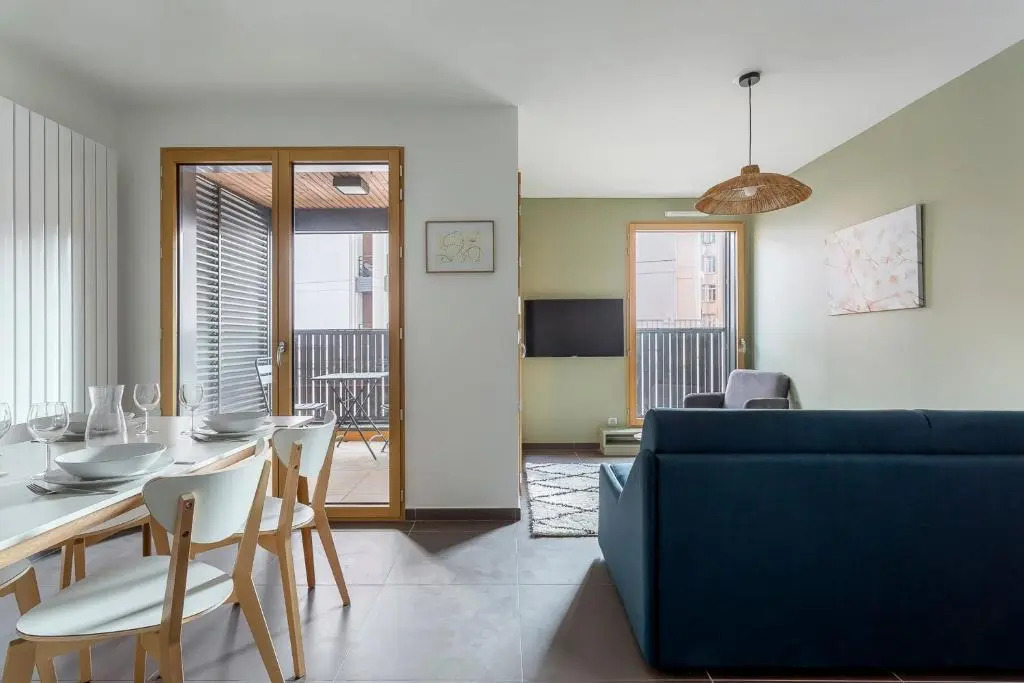 Suite Croix-Rousse T3 avec patio !