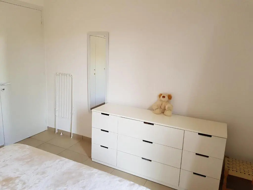 Ariadne apt 103 -300m from Lighthouse beach