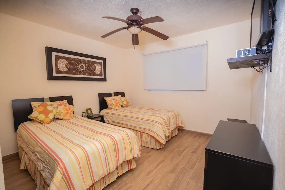 JUUB Luxury 3 Bedroom House at Playa diamante