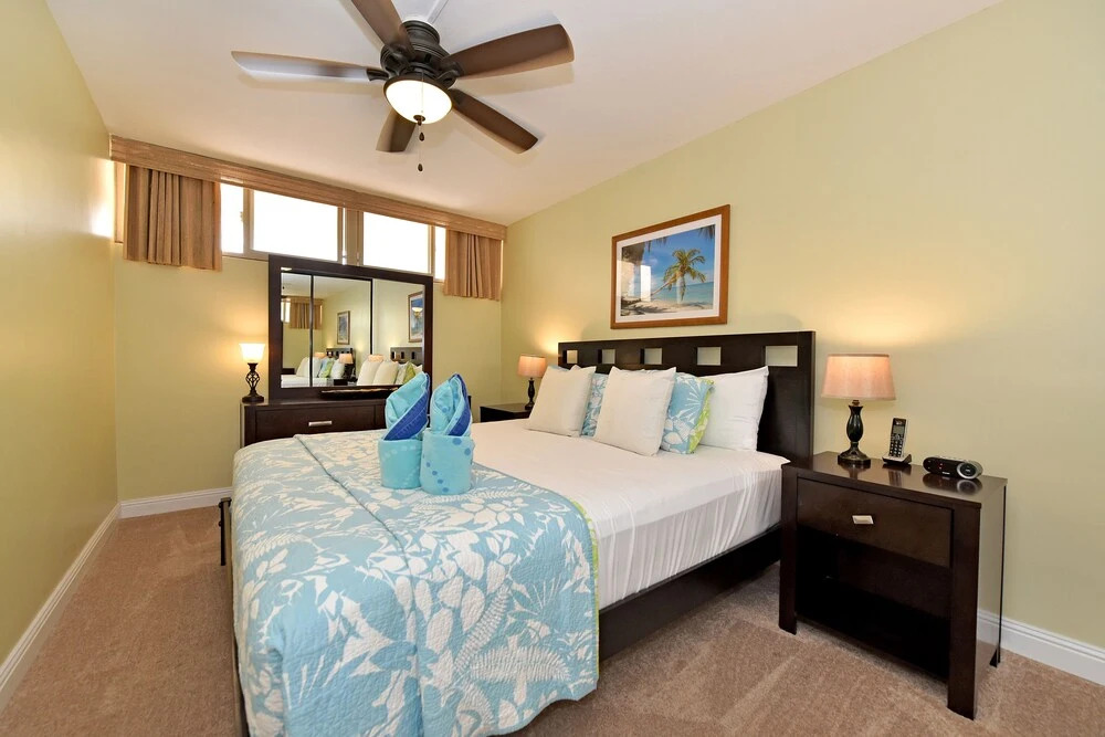 Kahana Reef 120 by RedAwning