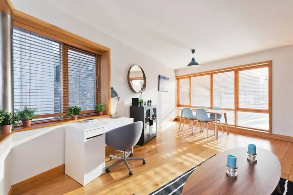 2 Bedroom City Centre Apartment With Patio