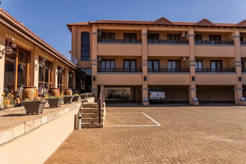 Premier Hotel Anta Boga