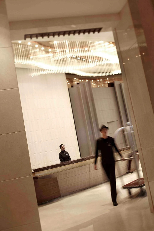 Renaissance Tianjin Lakeview Hotel