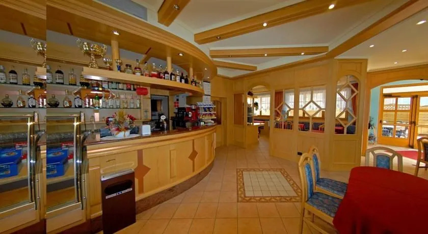 Hotel Garni Fiordaliso