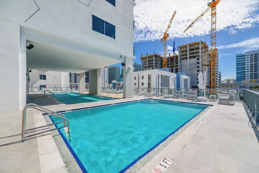 Luxury 3BR with Private Rooftop