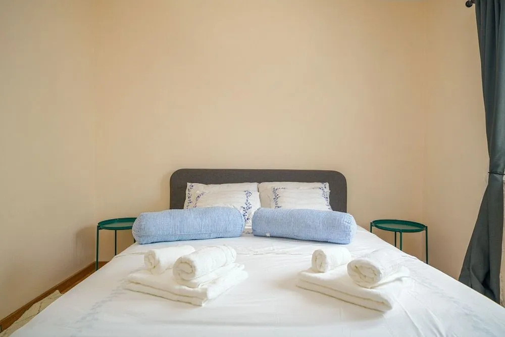 Apartments Komadina