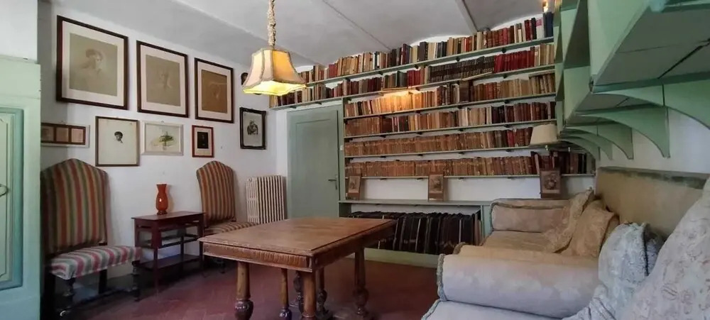 Charming 8-bed Villa in Certaldo