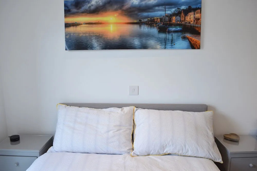 2 Bedroom Apartment in Canada Water