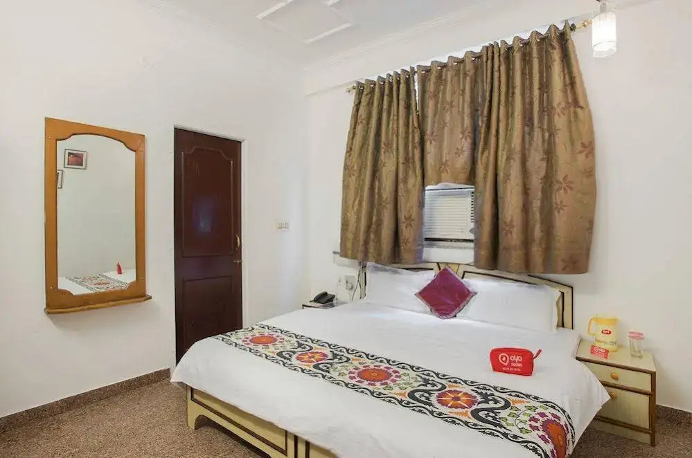OYO Rooms Raja Park