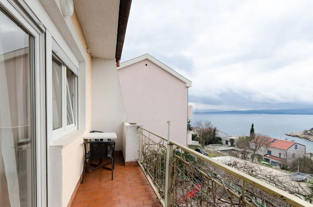 Apartments and Room Mirjana