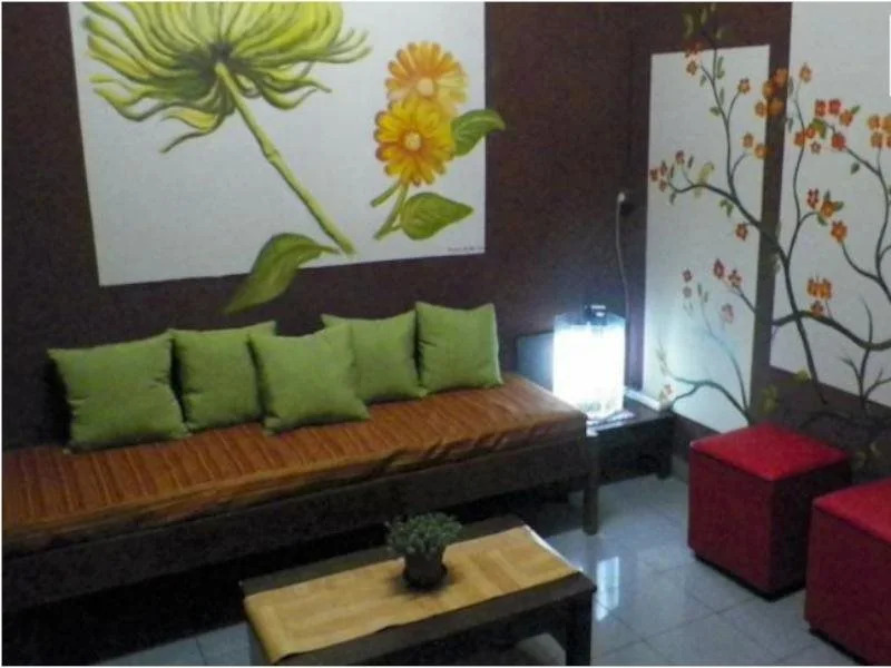 Pinisi Hostel