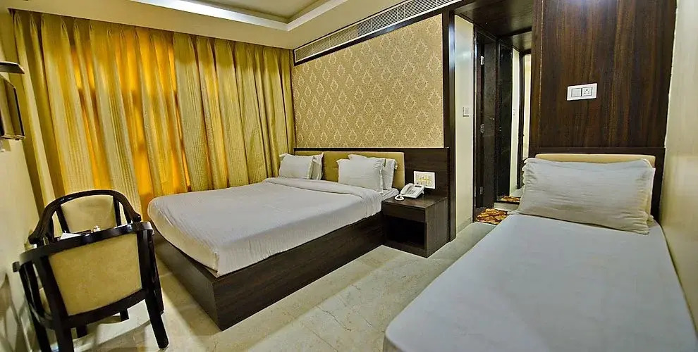 Hotel Jannat And Restaurant
