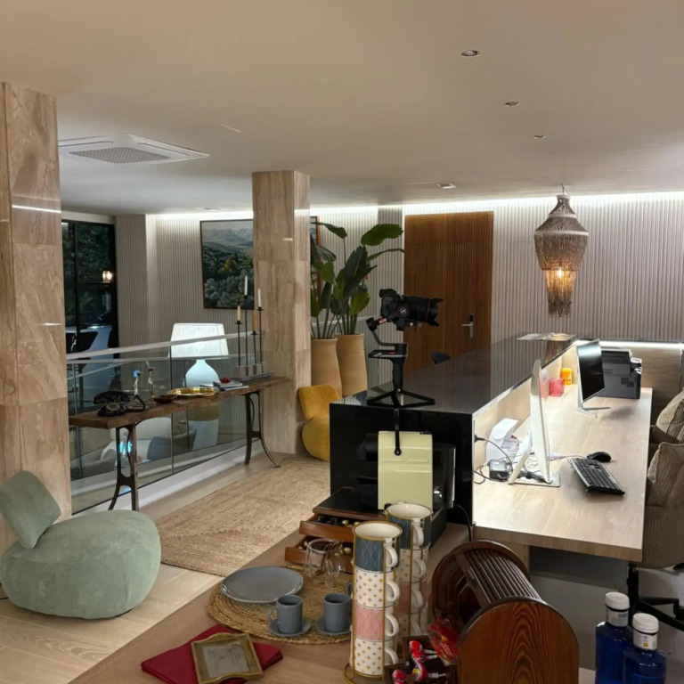 Buendia Suites