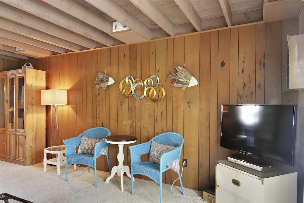 39554 Cove Rd 4 Ocean Court by Long & Foster