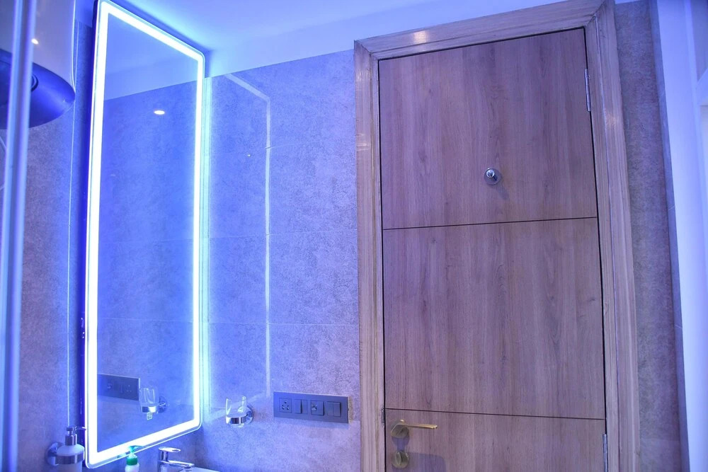 Luxuryhouse-3br-free Car & Driver-balcony-wifi