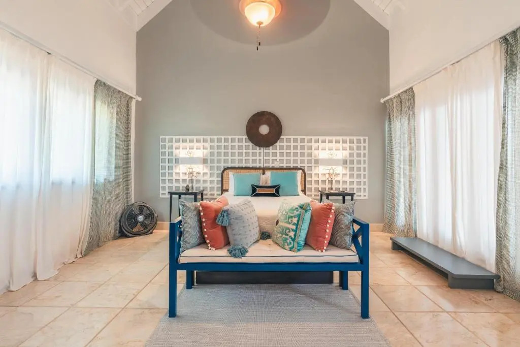 Magnificent Villa w Private Pool at Yarari