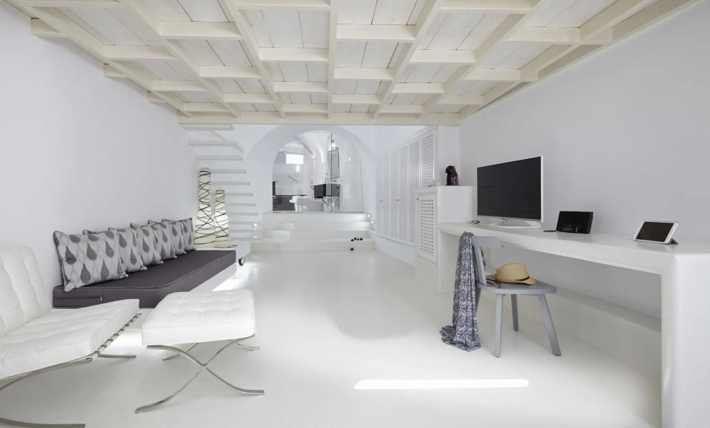 Dreams Luxury Suites