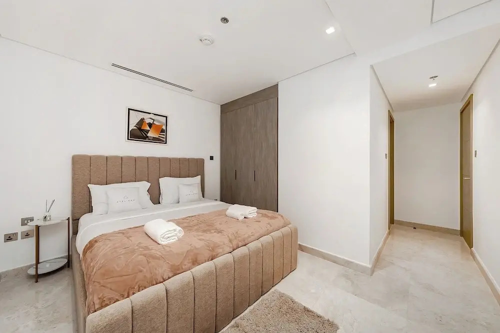 Excellent 2BR at Sterling Business Bay
