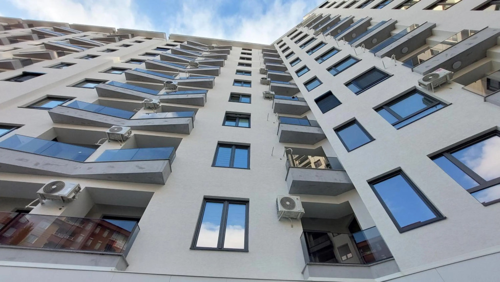 J&J Apartment