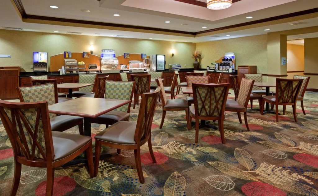 Holiday Inn Express and Suites Helena by IHG
