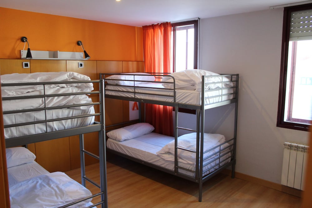 Mola! Hostel Burgos