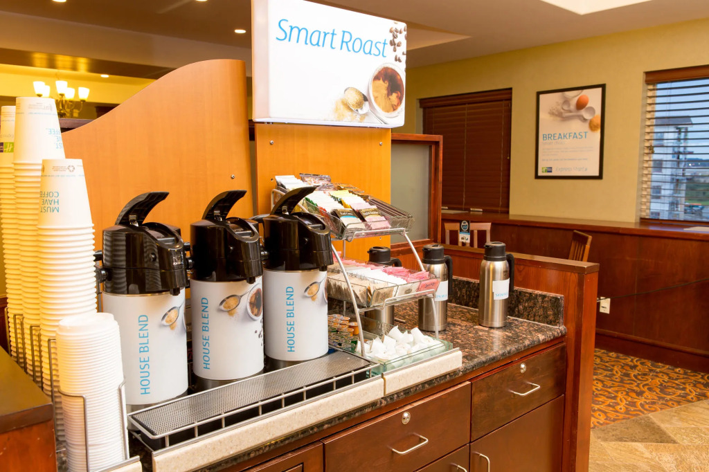 Holiday Inn Express & Suites Drayton Valley by IHG