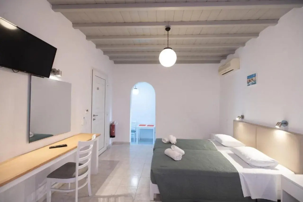 Marinas Studios