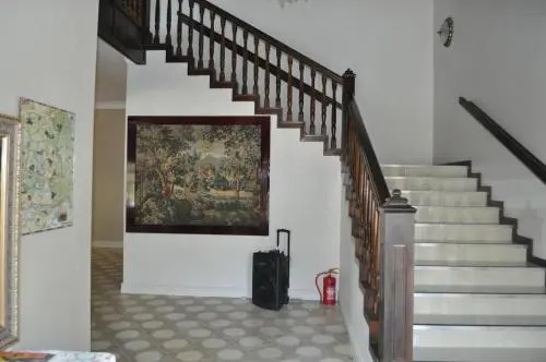 Balcony Manor