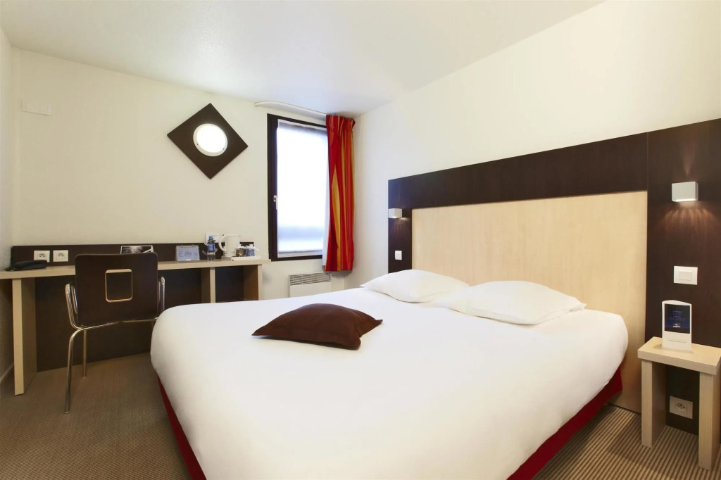 KYRIAD ROUEN NORD - Mont Saint Aignan
