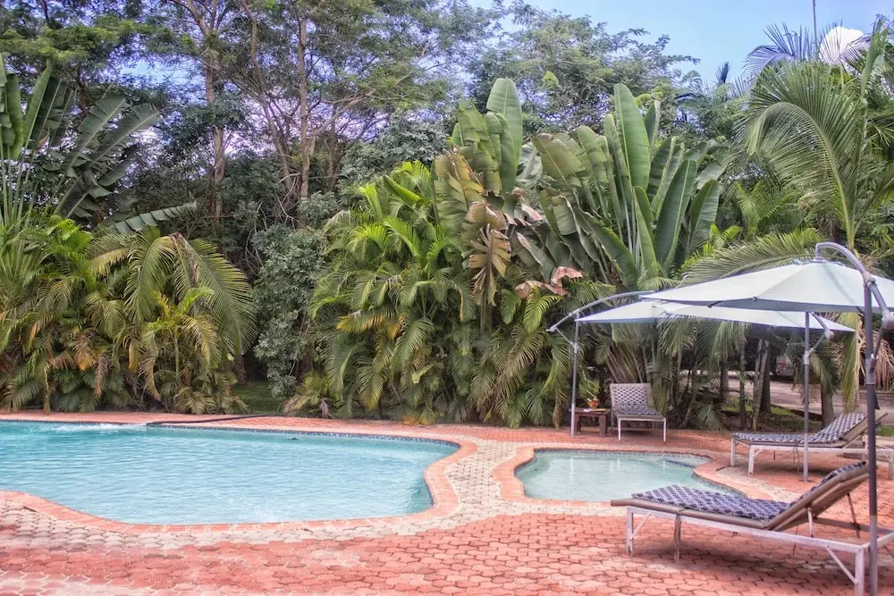 Waterfalls Hotel