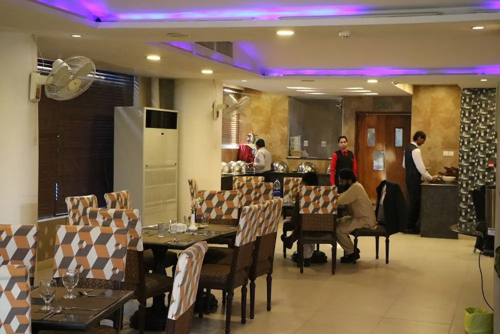 Hotel Royal