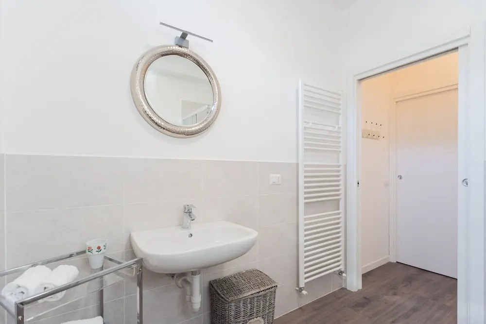 Co-c933-ggar24c4 - Central Green Apartment