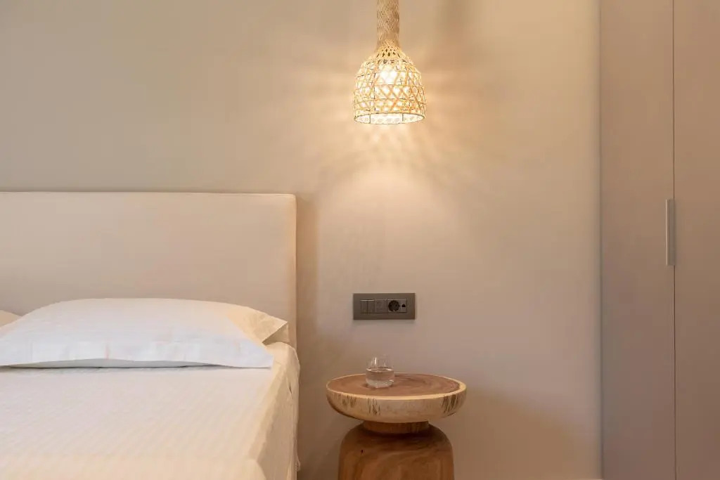 Artemis Villa, Beachfront Retreat with Heated Pool, By ThinkVilla