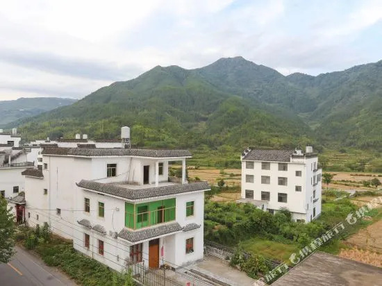 Jiang Ling Mo Flowers Inn