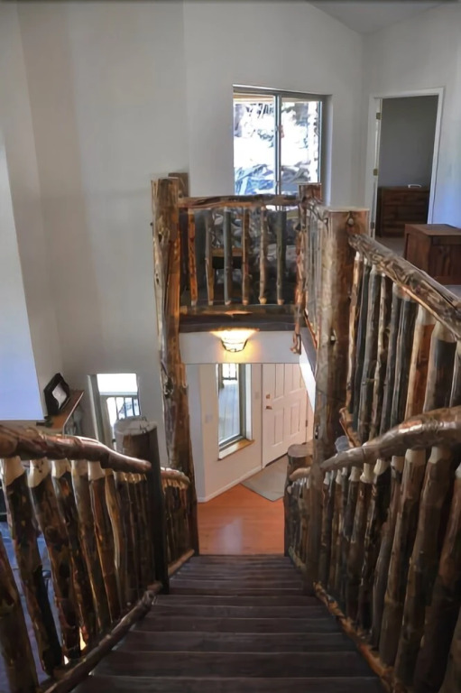 Rogers Retreat 3 Bedrooms 2.5 Bathrooms Home