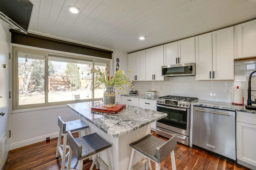 Colorado Home w/ Pickleball: 1 Mi to Broadmoor!